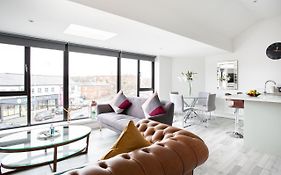 Fabulous Penthouse, Brilliant Location, Sleeps 6!